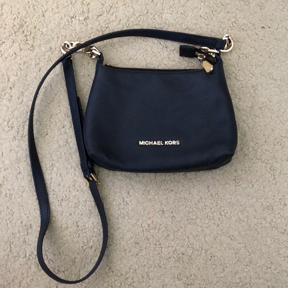 AUTHENTIC Michael Kors purse